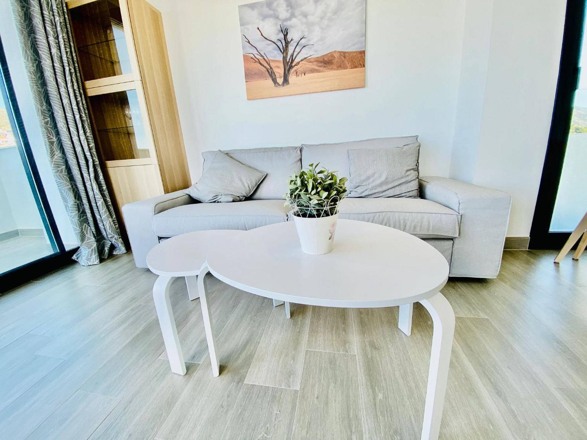 Royal Palm 22 Luxurious 3 Bedroom Penthouse Nerja Exterior photo